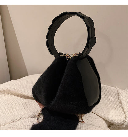 Cozy Winter Chain Plush Handbag