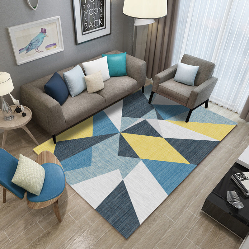 Geometric Coffee Table Cloakroom Carpet